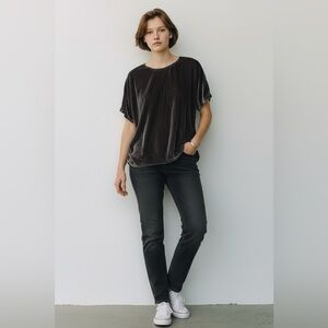 NWT Madewell Velvet Bow-Back Top in Black